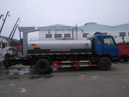 多功能特种车辆介绍 后双桥18t绿化喷洒车、保温罐体与肉钩车