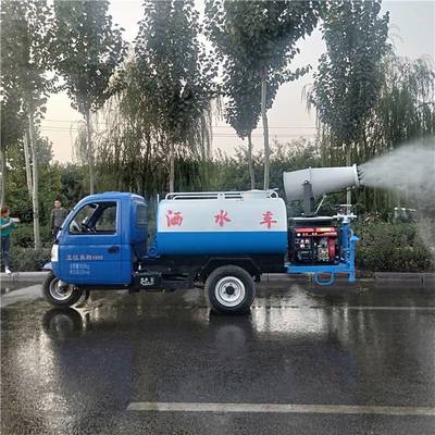 多功能小型洒水车 工地降尘与城市绿化的得力助手