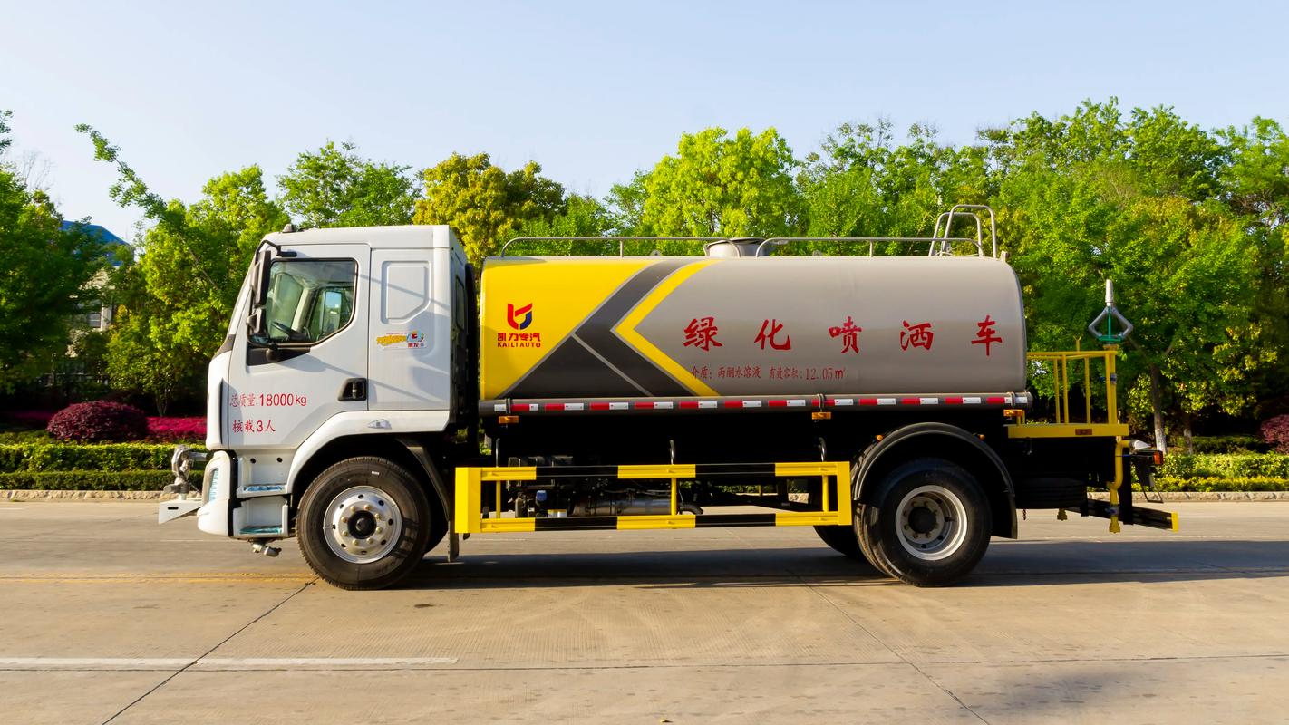深圳洒水车厂家价格与型号全面解析 优质选车指南