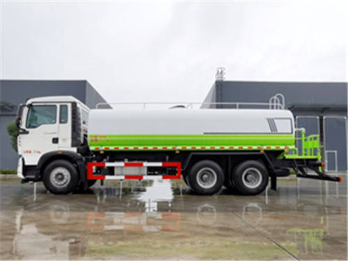 国六环卫新标准 18.5方豪沃与25吨东风喷洒车的全面解析